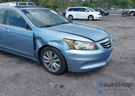 2011 Honda Accord 2.4 Ex-L z USA, uszkodzony, nr VIN 1HGCP2F87BA088061